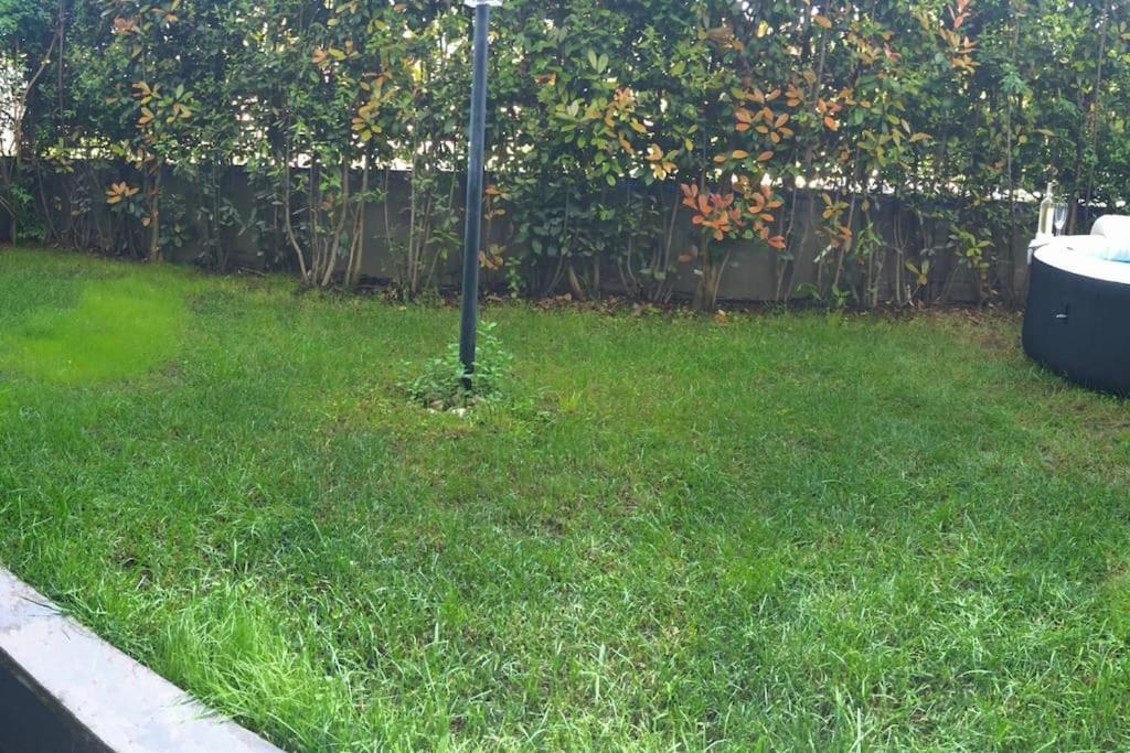 Favoloso Appartamento Roma Con Giardino Exteriör bild